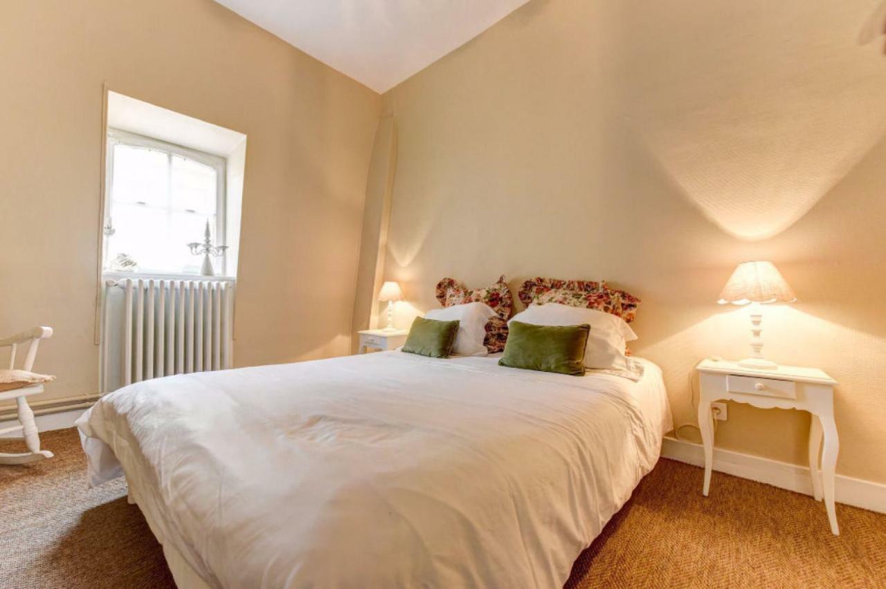 H-bnb - Les Meubles Du 1 Frühstückspension